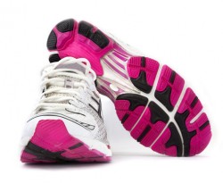 Run Mama Run: Running shoes Run Mama Run: Running Shoes