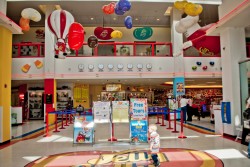 Jelly Belly Factory Tour: Lobby Jelly Belly Factory Tour: Lobby, 2012 Copyright Christine Hull, Windy Pinwheel