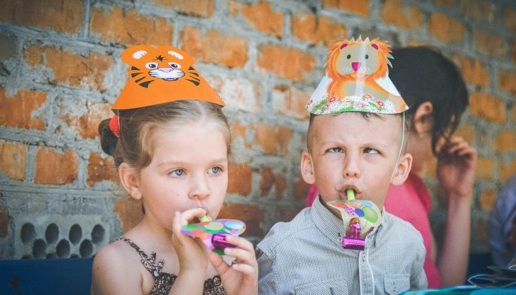 Kids at a Birthday Party, Source: Pixabay